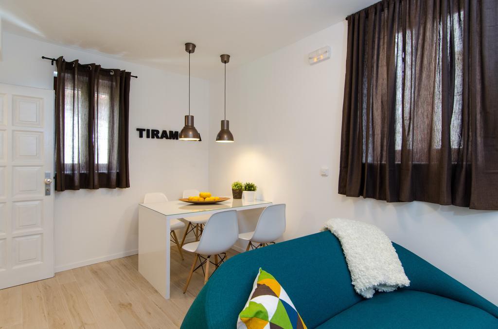 טרוגיר Apartments & Rooms Tiramola - Old Town חדר תמונה