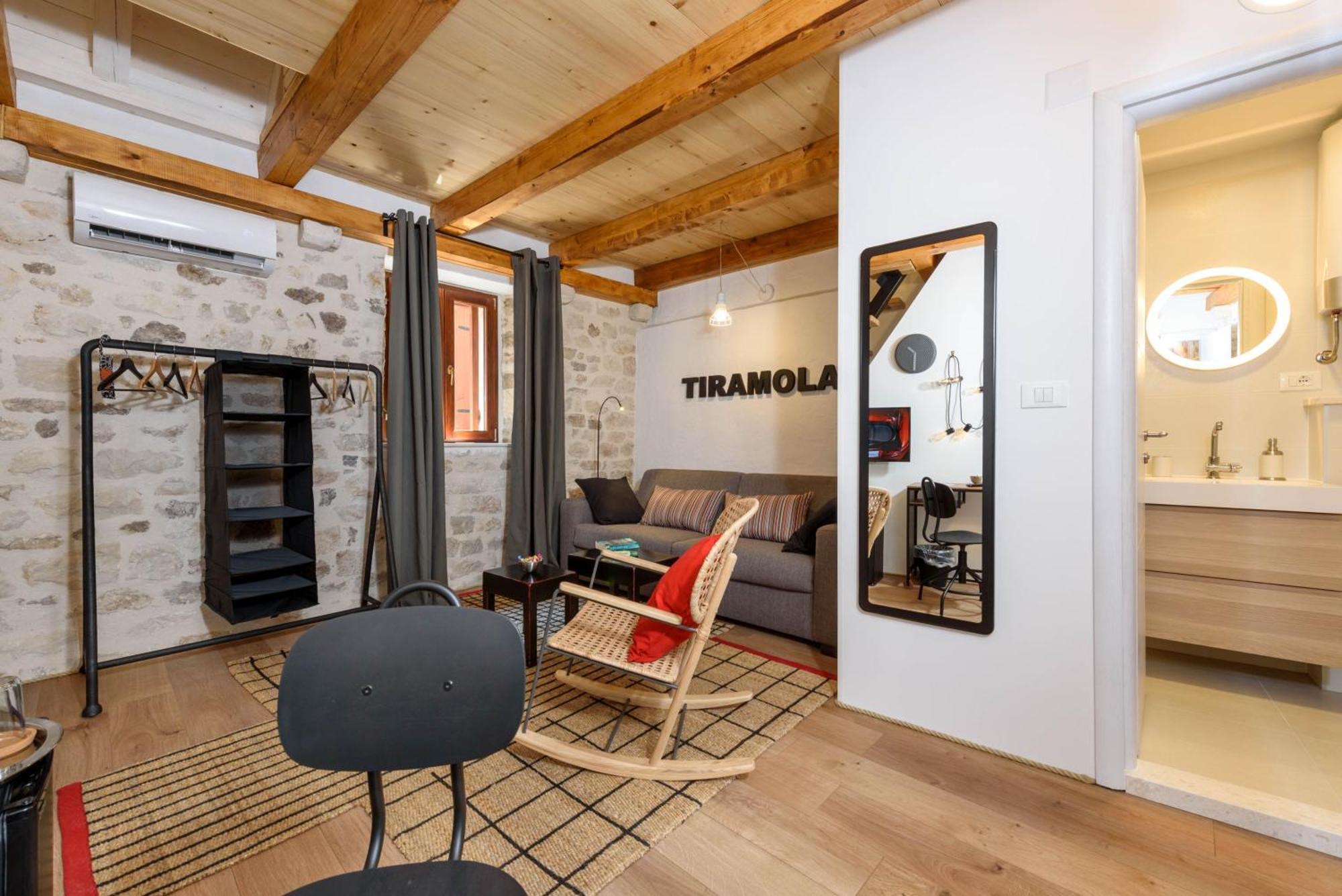 טרוגיר Apartments & Rooms Tiramola - Old Town חדר תמונה